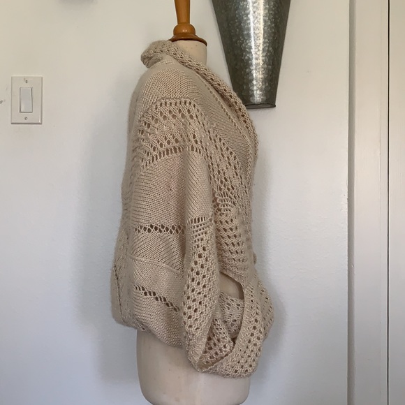 Beige knitted baggy bohemian sweater - Picture 2 of 5
